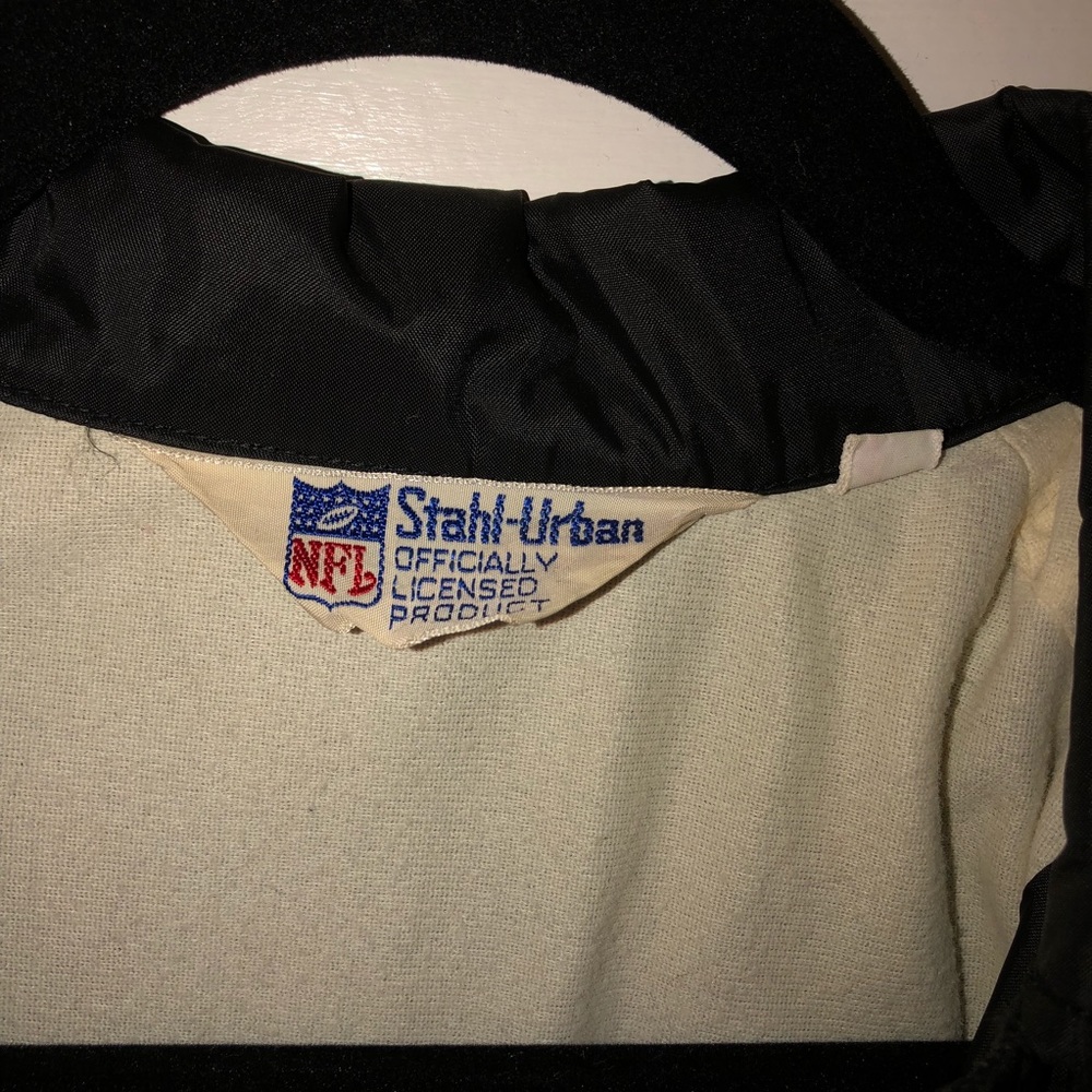 Pittsburgh Steelers Windbreaker 🖤💛 - Picture 4 of 5